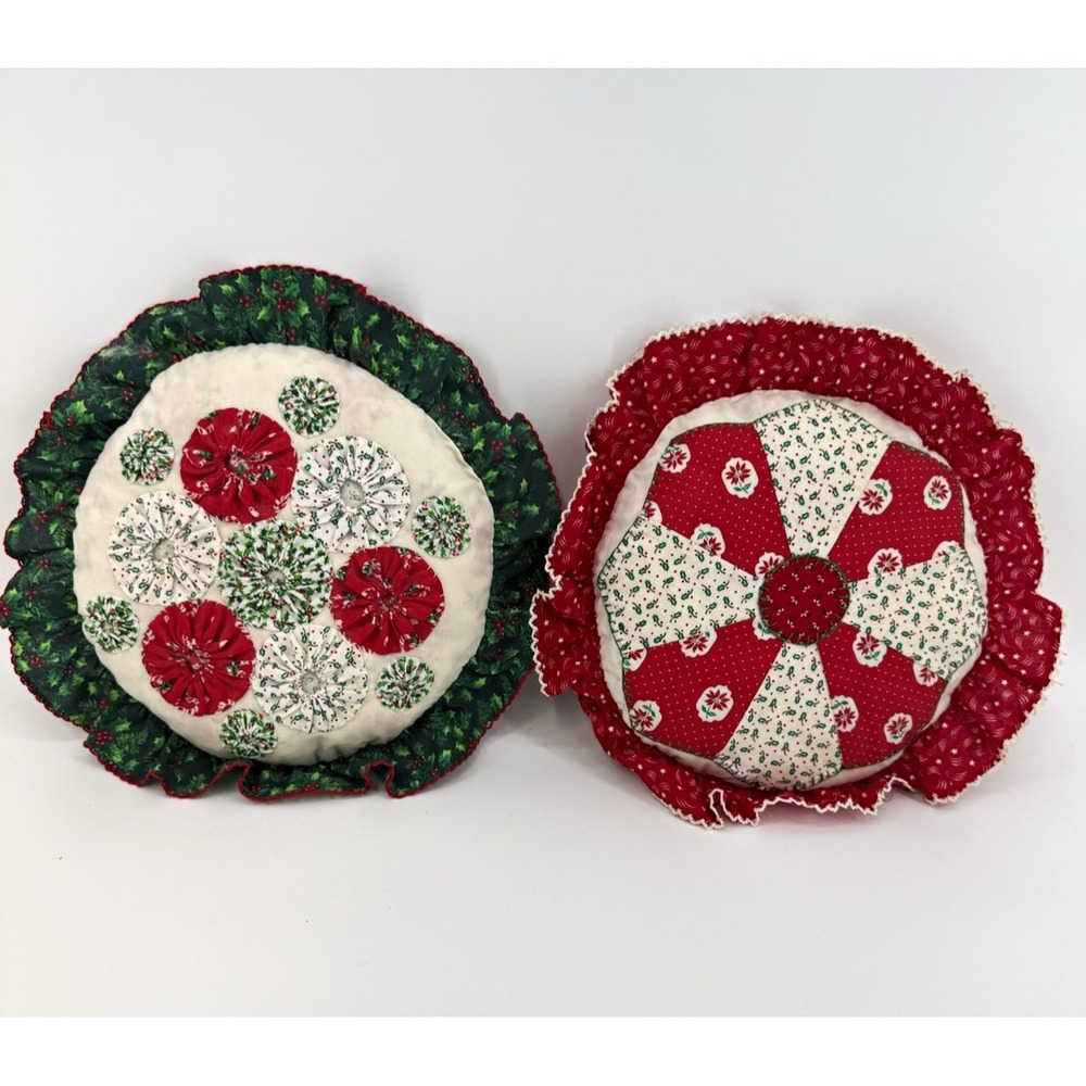 quilted christmas throw pillows handmade round 10x10 poinsetta yo yo patchwork